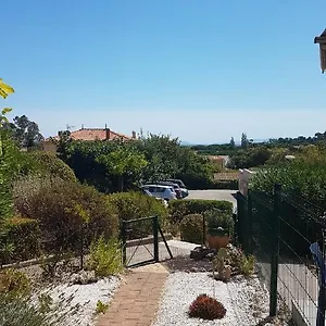  Appartement Au Coin De L'olivier France
